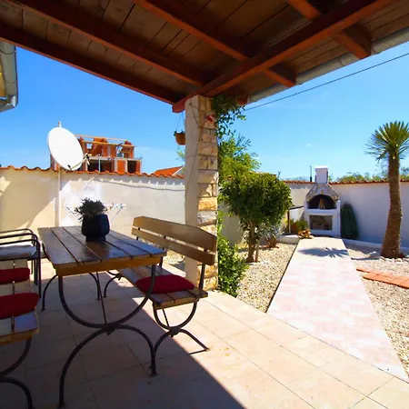 Obiteljska Kuca Za Odmor A4 Casa de Férias Murter