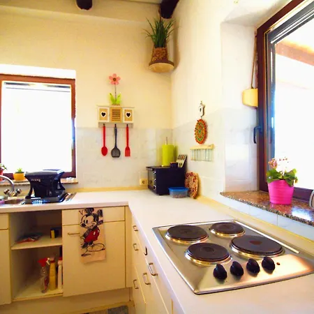 Obiteljska Kuca Za Odmor A4 Casa de Férias *