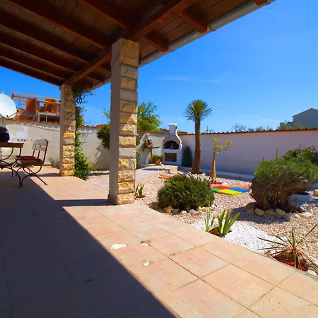 Casa de Férias Obiteljska Kuca Za Odmor A4 *