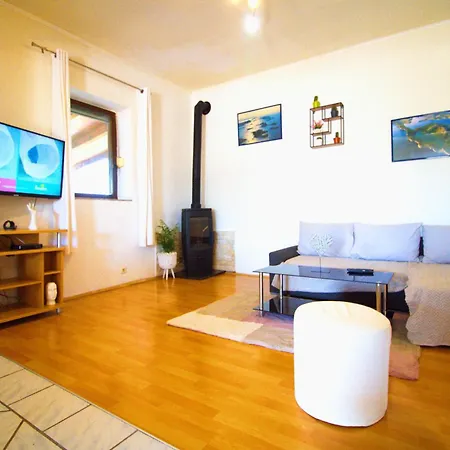 Obiteljska Kuca Za Odmor A4 *