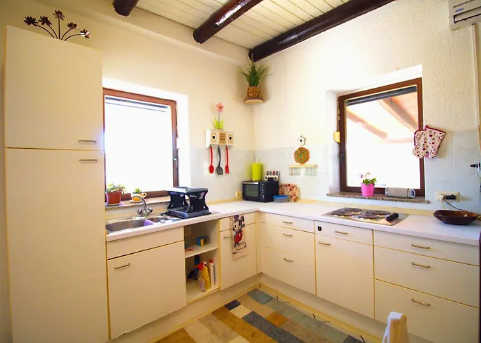 Obiteljska Kuca Za Odmor A4 Murter