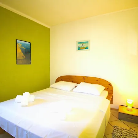 Obiteljska Kuca Za Odmor A4 *