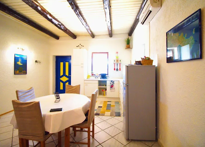 Obiteljska Kuca Za Odmor A4 Murter