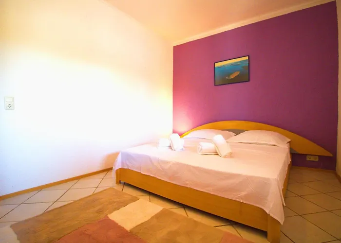 Obiteljska Kuca Za Odmor A4 * Murter